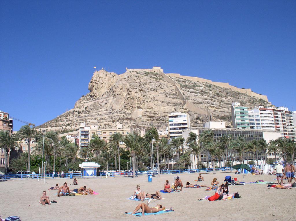 Beach & Urban Attic Alicante Oda fotoğraf